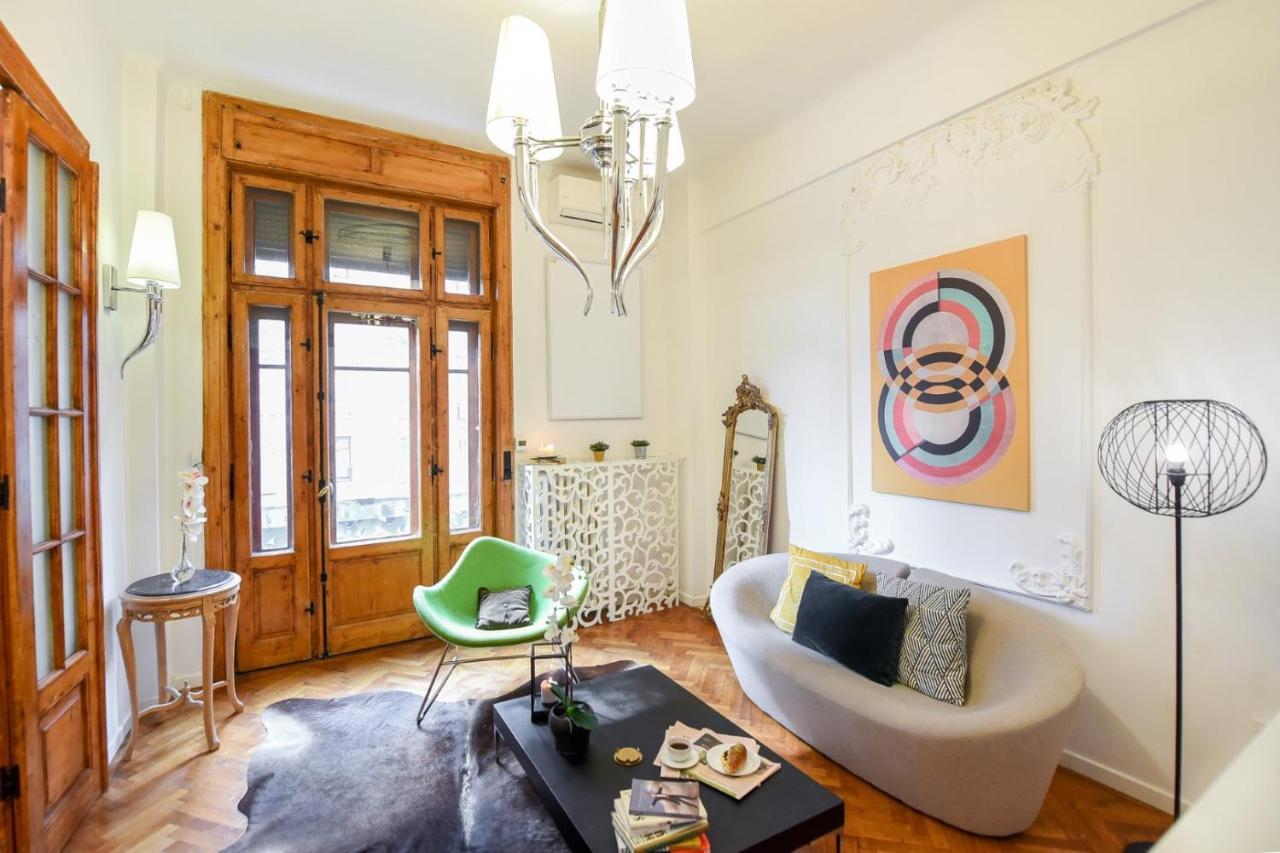 Apartament Love.Travel.Explore ♥️Apt W/ Balcony In Old Town Bukareszt Zewnętrze zdjęcie